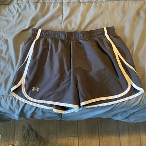 Grey underarmour shorts
